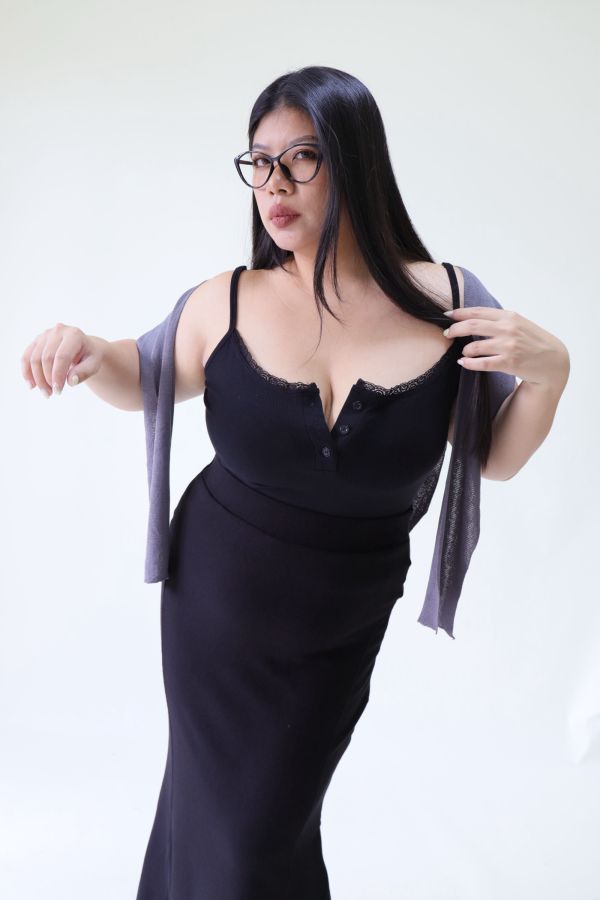 副乳OUT小心機花邊蕾絲開釦背心(黑、白) 