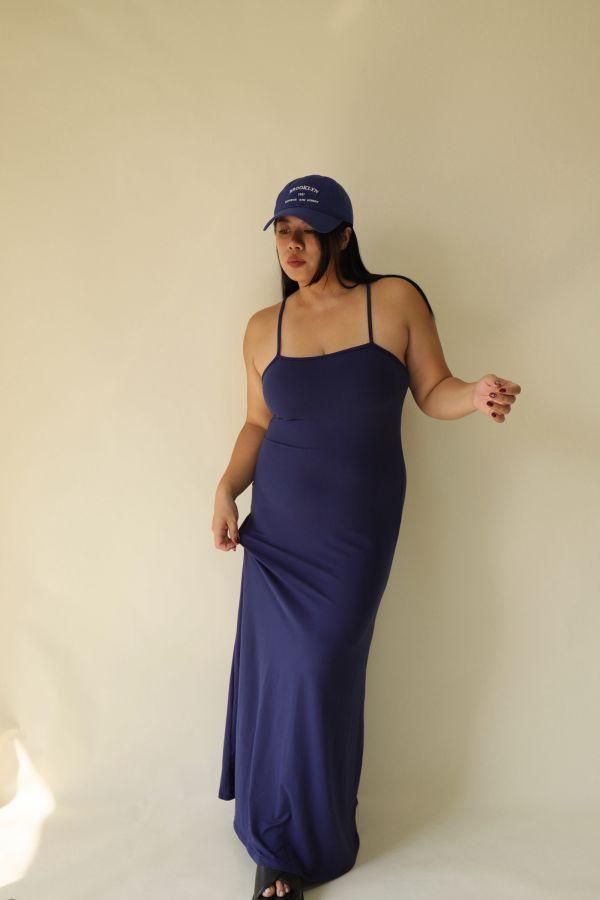 【門市試穿品】極簡後綁帶收腰長洋裝 