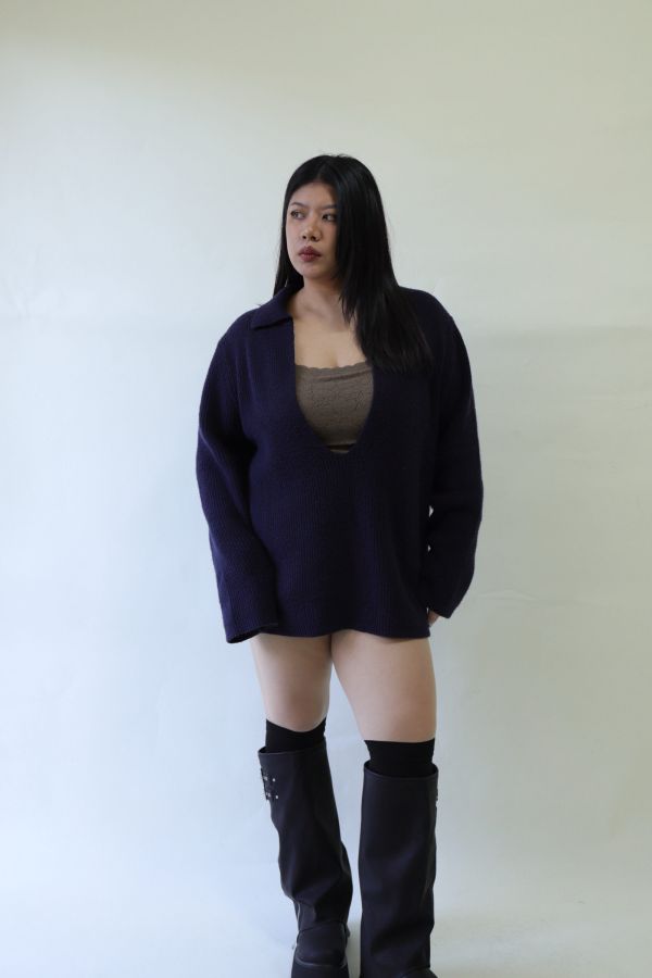【EASE】穿搭不費力大V領疊穿寬鬆毛衣-藏藍 