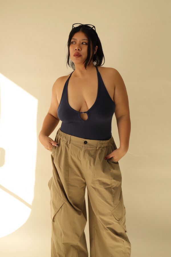 大鏤空掛脖彈力背心(藍) 