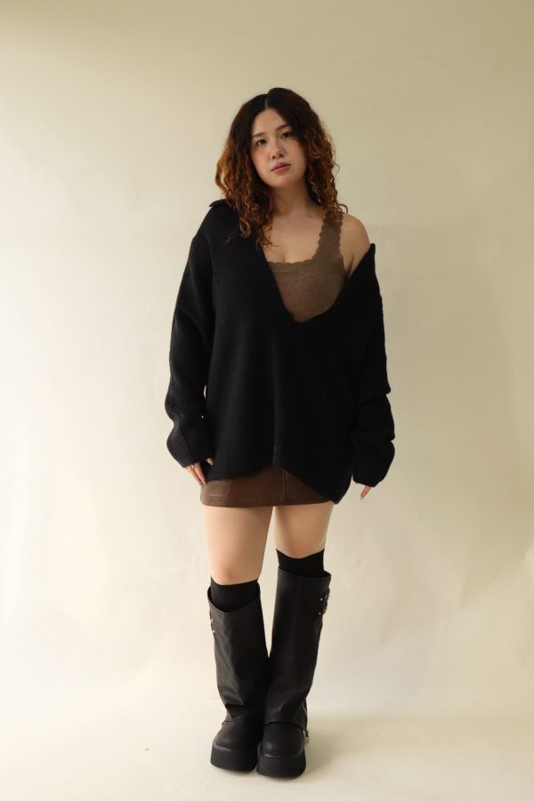 【EASE】穿搭不費力大V領疊穿寬鬆毛衣-黑 