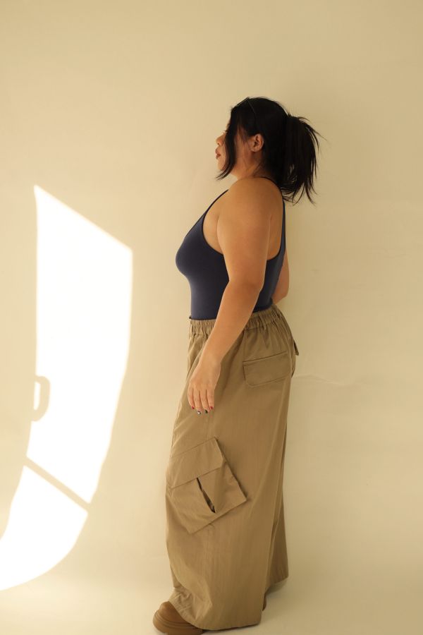 【EASE】大口袋寬鬆工裝褲(棕) 