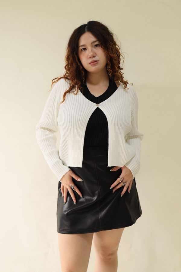 假兩件針織上衣 