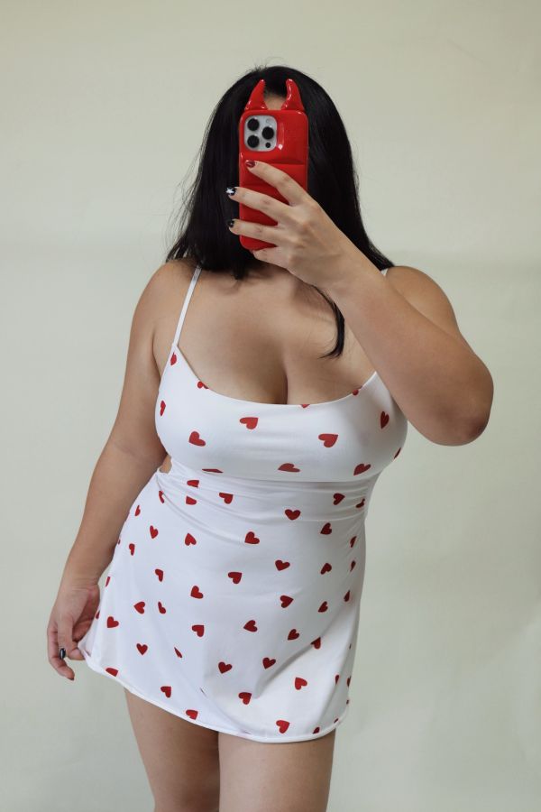 超神版型愛心睡裙 