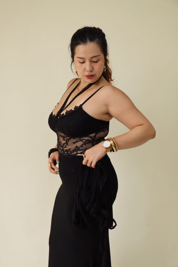 黑酷辣妹綁帶蕾絲背心 