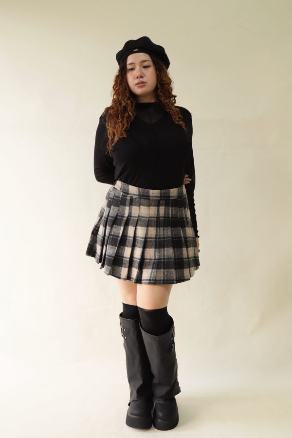 格紋百摺短裙-黑格 