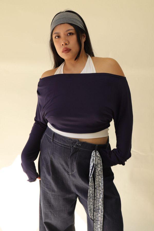 【門市試穿品】假兩件掛脖舒適上衣 