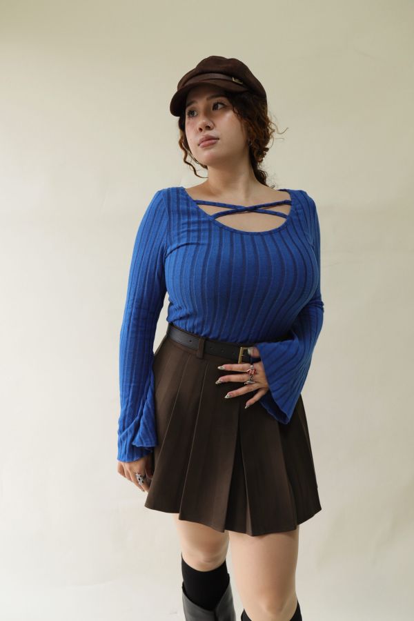 U領交叉針織合身上衣 