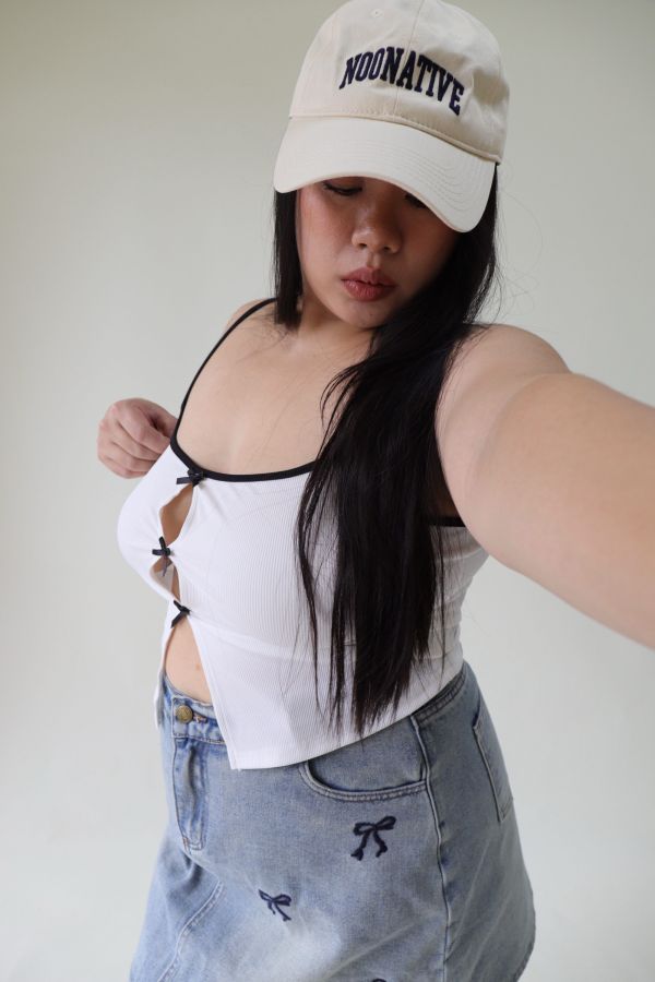 甜辣蝴蝶結小背心 