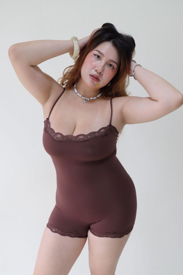 四角款-辣妹日常彈力好搭BODYSUIT(黑、咖、深紅) 