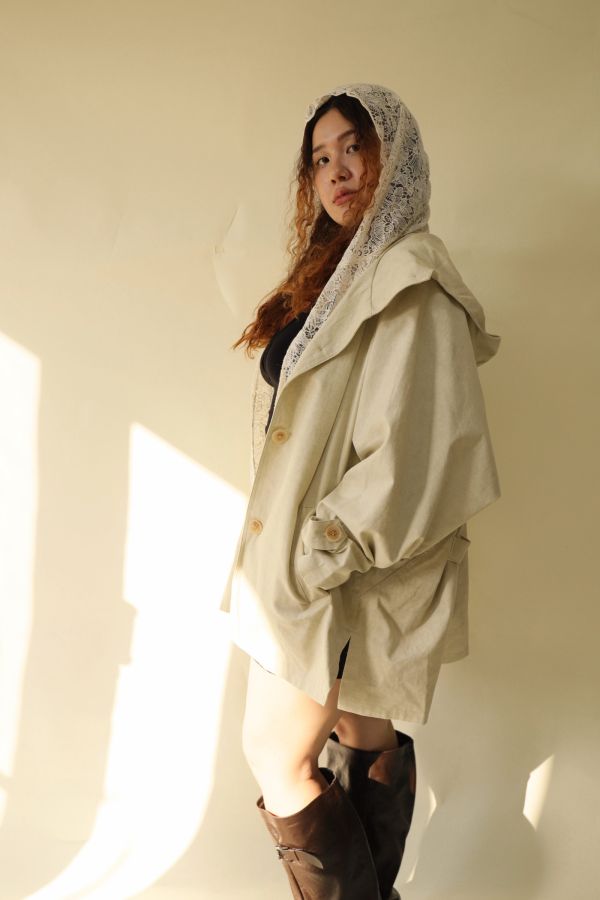【 EASE 】拼接蕾絲假兩件斗篷風衣 