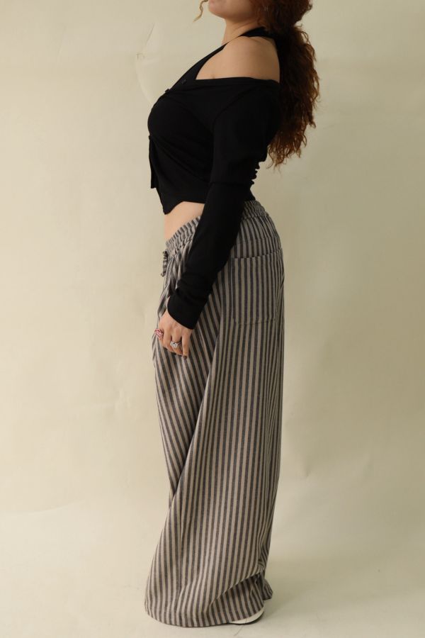 【EASE】藏肉系不鬆垮條紋寬褲(栗子咖) 