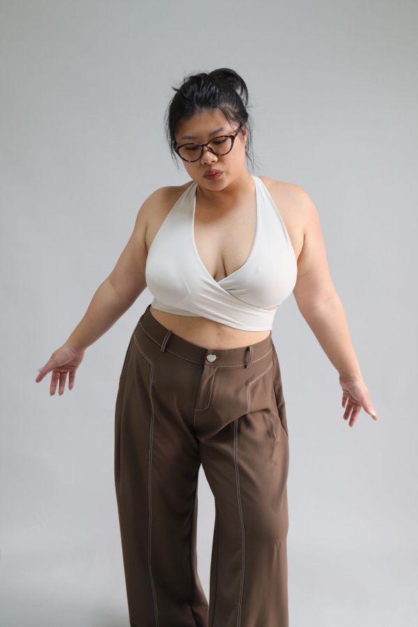 美胸交叉固定杯運動內衣 