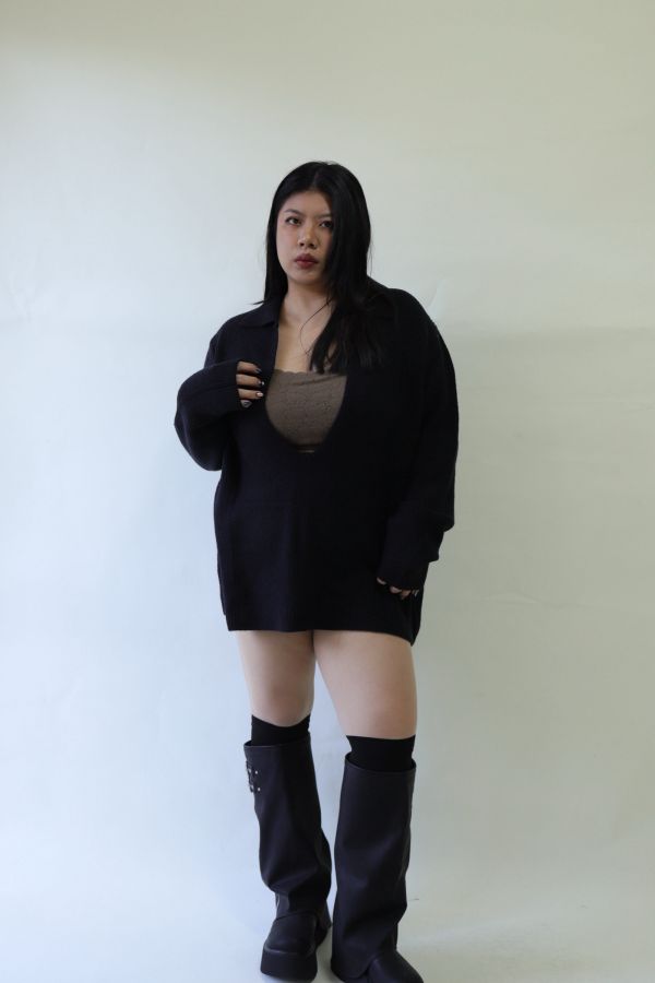 【EASE】穿搭不費力大V領疊穿寬鬆毛衣-黑 