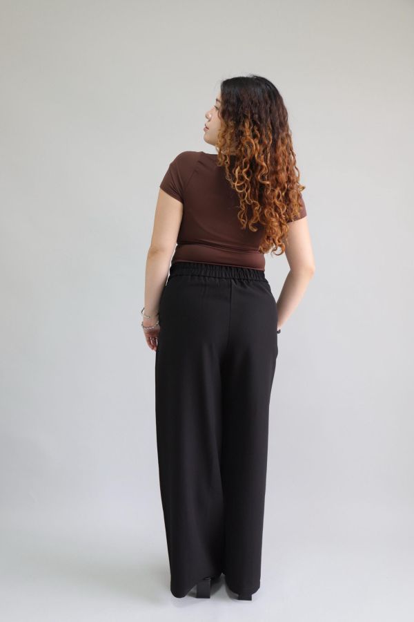 【EASE】夏天必備空氣感簡約寬褲-黑 