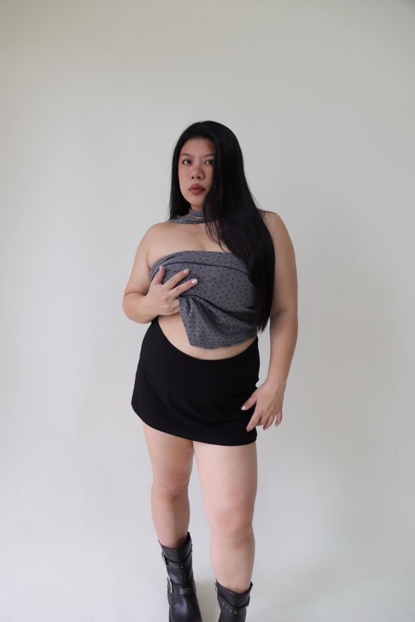 辣妹不走光包臀短裙 
