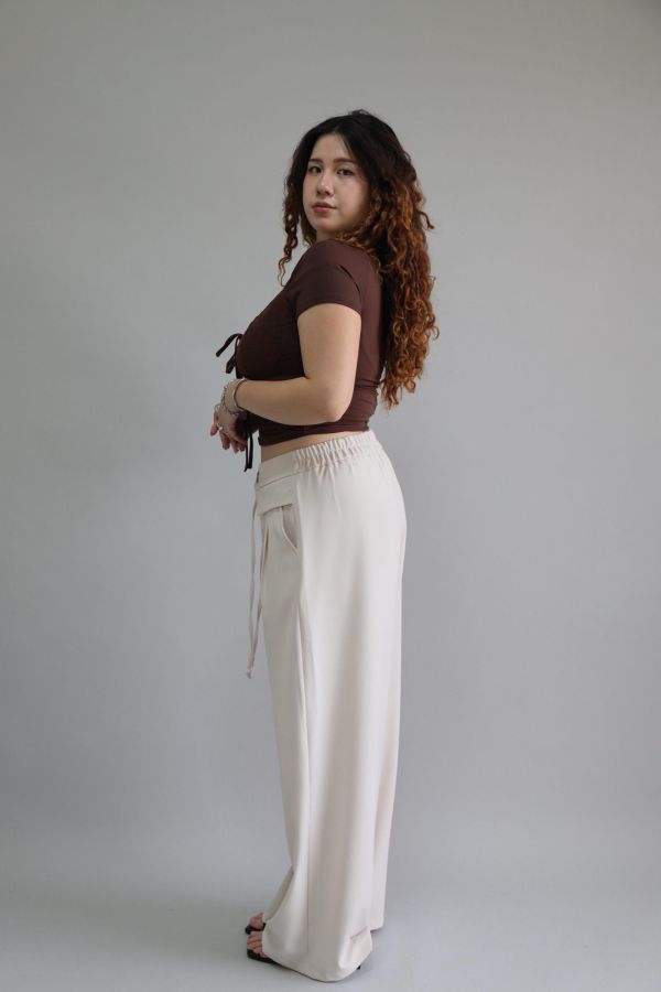 【EASE】夏天必備空氣感簡約寬褲-杏 