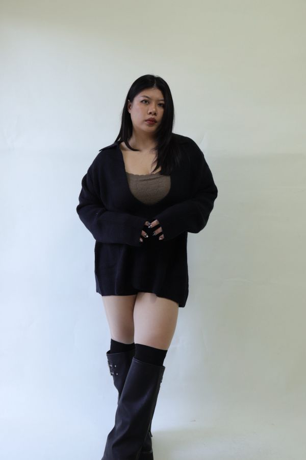 【EASE】穿搭不費力大V領疊穿寬鬆毛衣-黑 