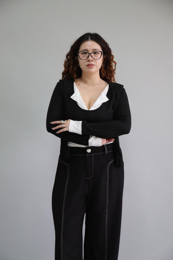 拼接撞色假兩件上衣-黑 