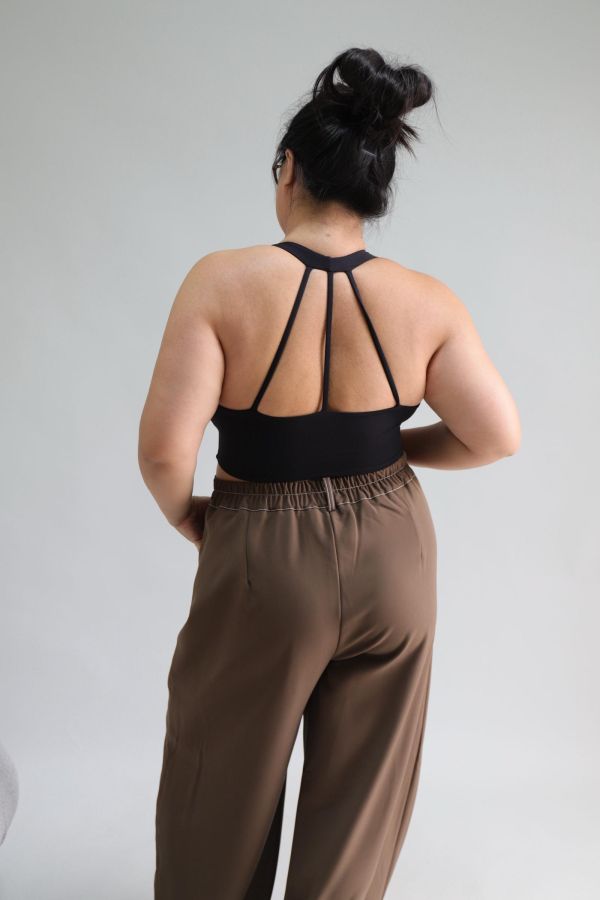 美胸交叉固定杯運動內衣 