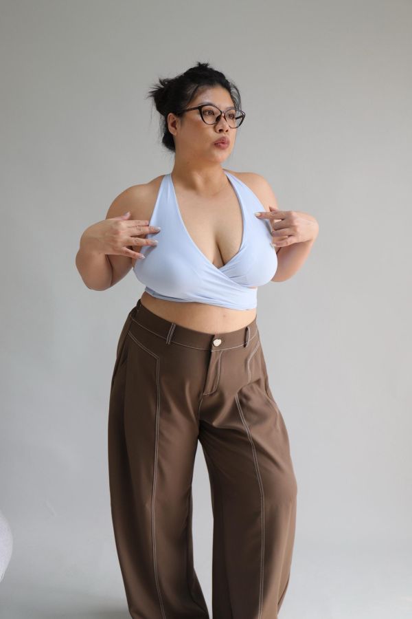 美胸交叉固定杯運動內衣 