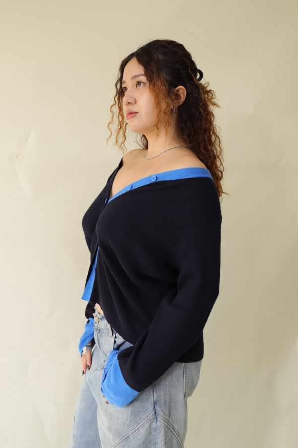 【EASE】撞色V領針織外套 