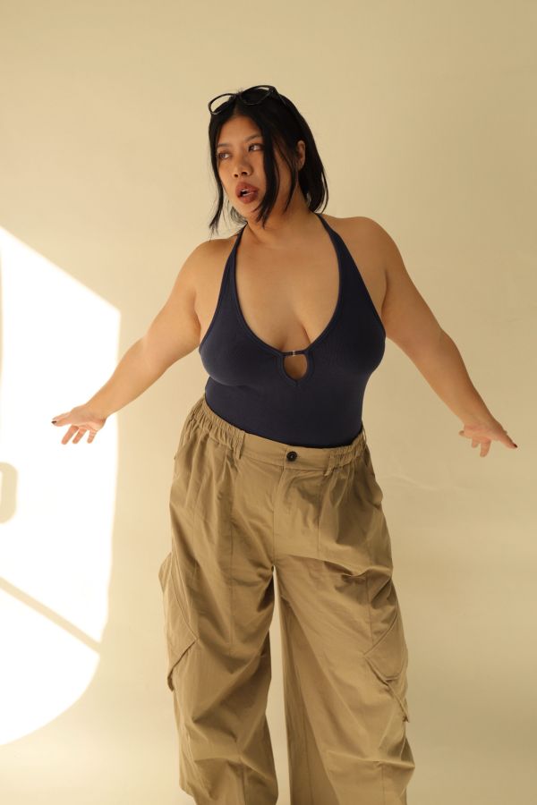 大鏤空掛脖彈力背心(藍) 