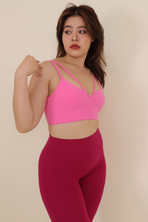 【門市試穿品】雙V繫帶修身彈力運動內衣 