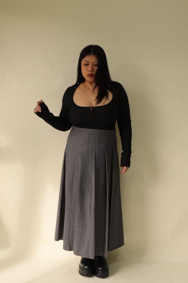 【EASE】高級感亞麻灰重工西裝百摺裙 