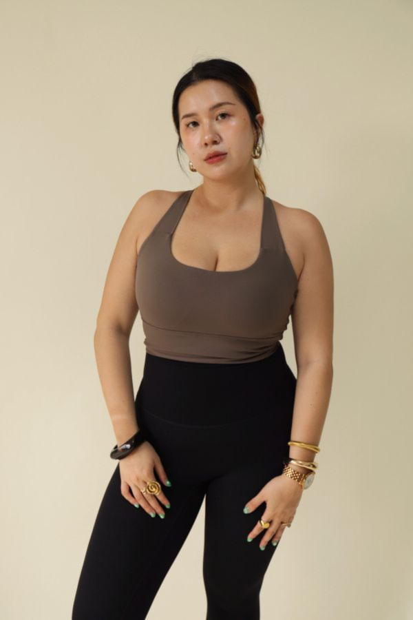 【門市試穿品】寬肩無勒感扭結美背運動內衣 