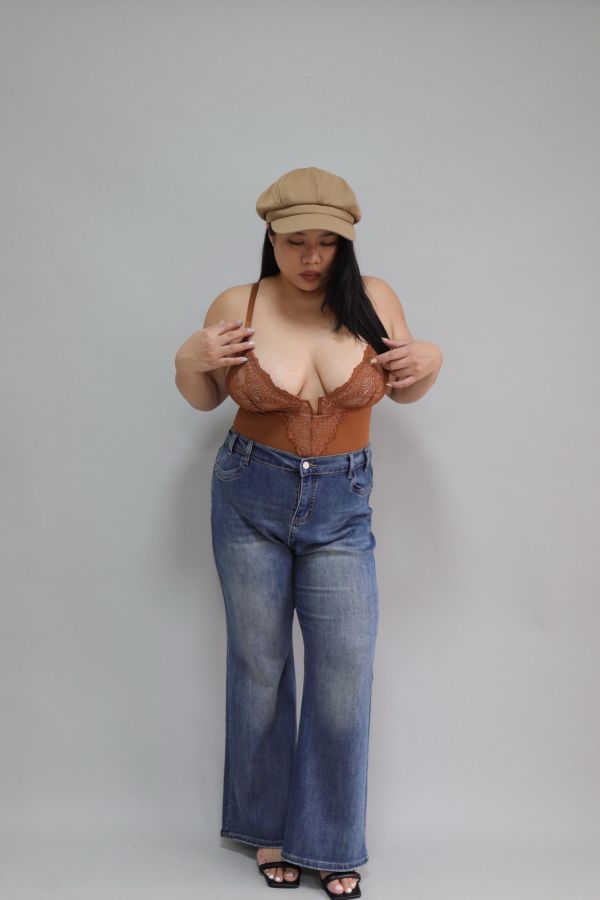 【EASE】蘋果型也可以穿的微喇叭牛仔褲 