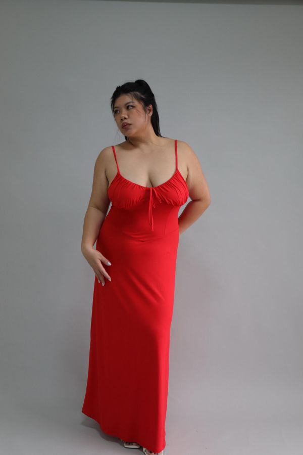 浪漫收腰細肩帶洋裝 