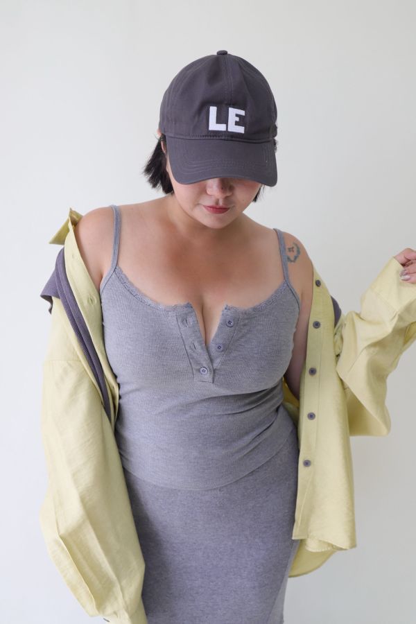 副乳OUT小心機花邊蕾絲開釦背心(灰、藍) 