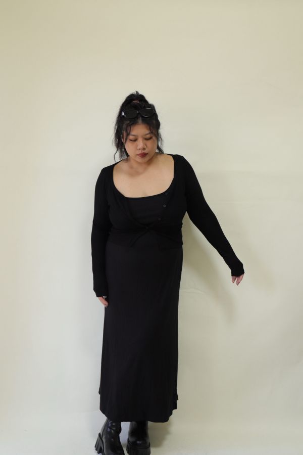 【 EASE 】仿羊絨細肩精緻洋裝(黑) 