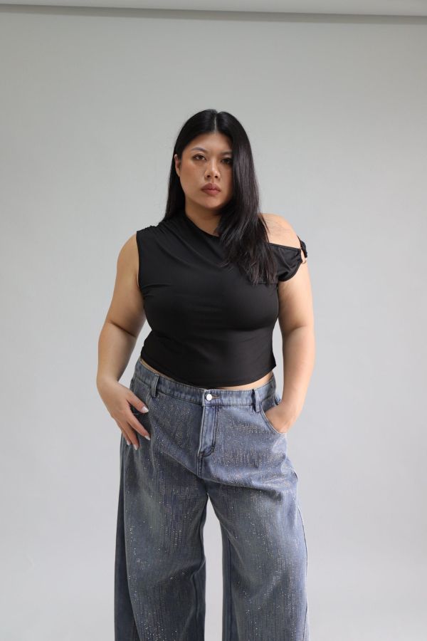 簡約百搭斜肩上衣 