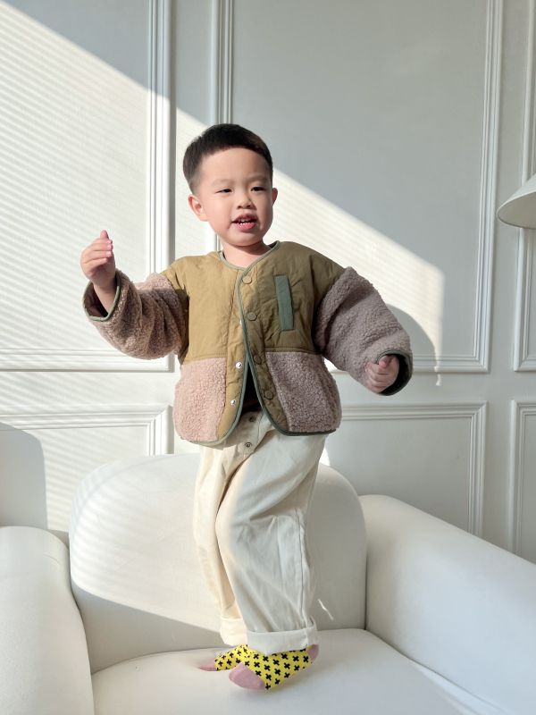 羊羔絨夾棉拼接外套 