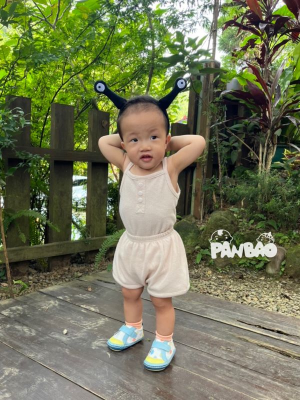 華夫格居家空調套裝 童裝店,童裝,寶寶穿搭,育兒日常,寶寶衣服,寶寶選物,寶寶穿搭日記,兒童時尚穿搭,育兒生活,男女童裝,兒童包屁衣,兒童ootd,兒童連身褲,包屁衣,兒童居家服,華夫格套裝