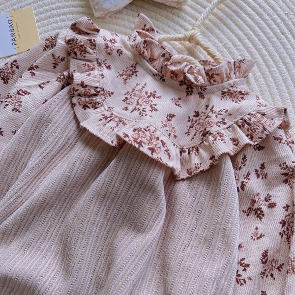 女寶寶燈芯絨包屁衣 