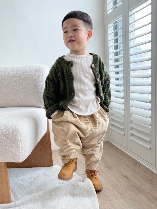 粗條燈芯絨蘿褲 