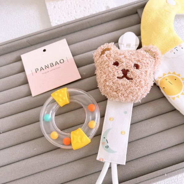 PANBAO手作-星月暖陽 / 圍兜 / 奶嘴鍊/ 平安符袋 寶寶圍兜推薦｜PANBAO手作｜手作圍兜｜嬰兒圍兜・彌月禮盒