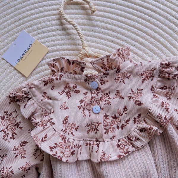 女寶寶燈芯絨包屁衣 