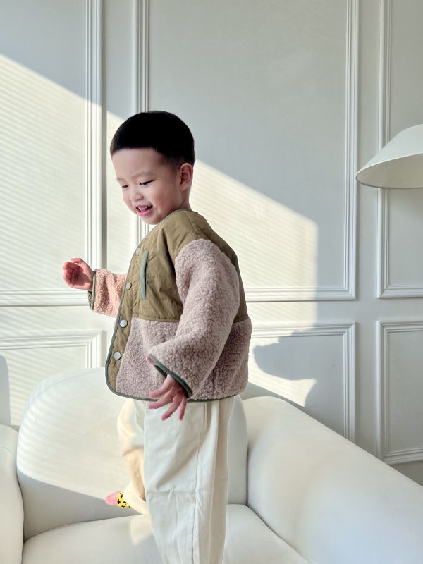 羊羔絨夾棉拼接外套 