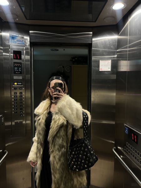 酷五金銀帥皮革包 