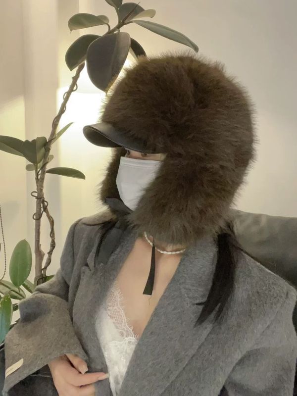 顯頭小毛毛一體鴨舌帽 