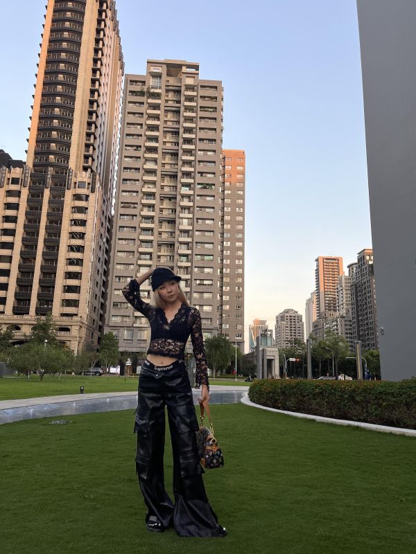 超挺多口袋皮革工裝褲 