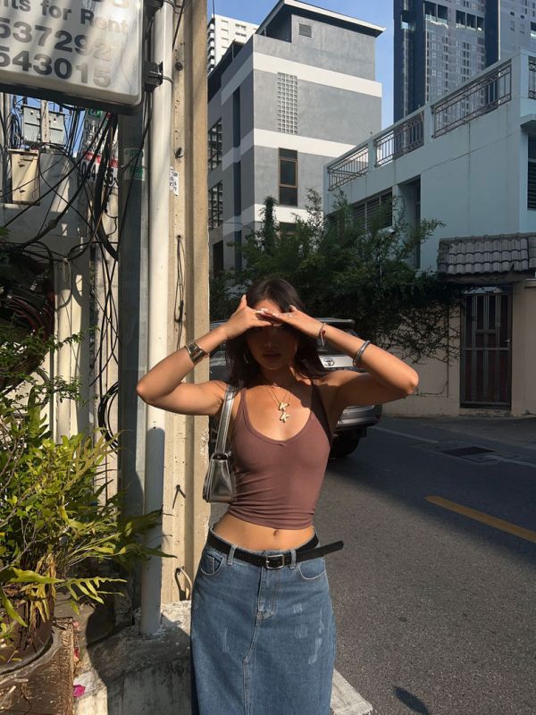 疊穿讚!簡約美式深Ｖ背心 