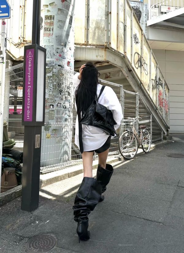 女巫 