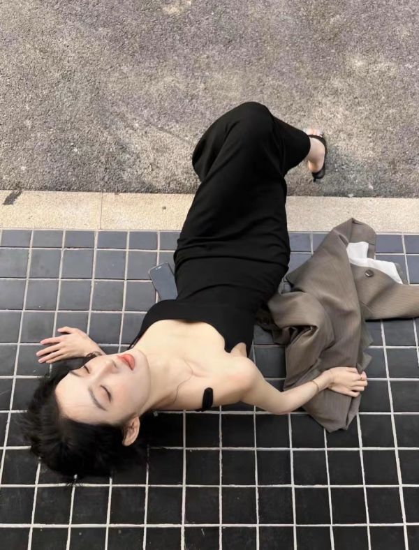 illusion dress 錯覺感貼身洋裝長裙