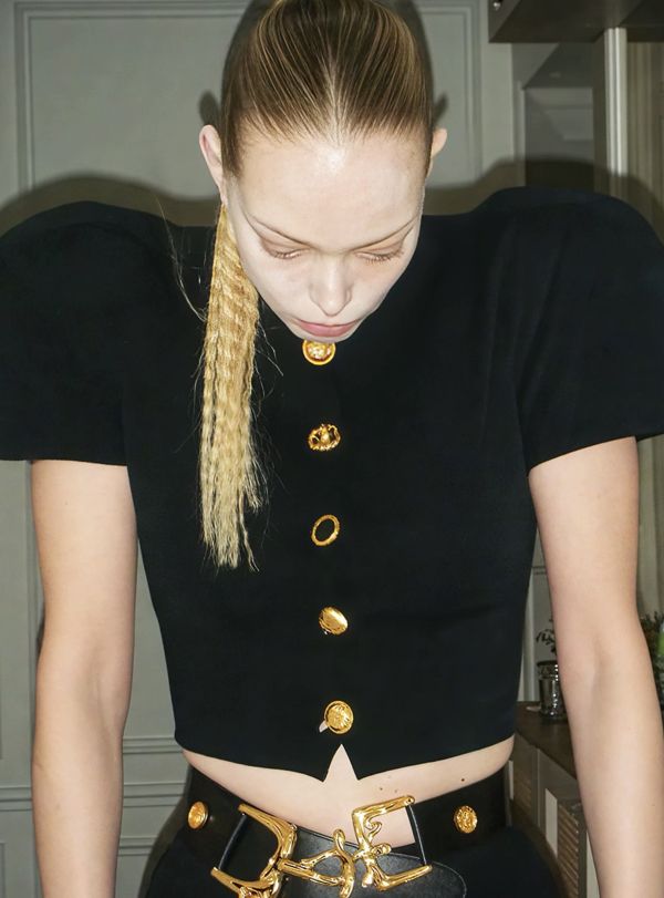 浮雕金屬釦時髦套裝 