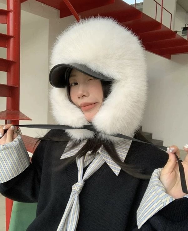 顯頭小毛毛一體鴨舌帽 
